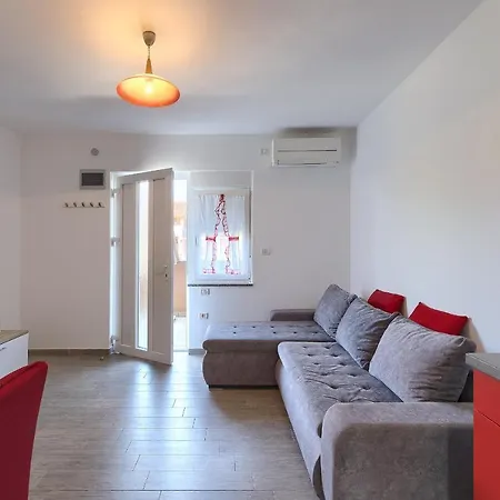 Mishel 1 Apartment
