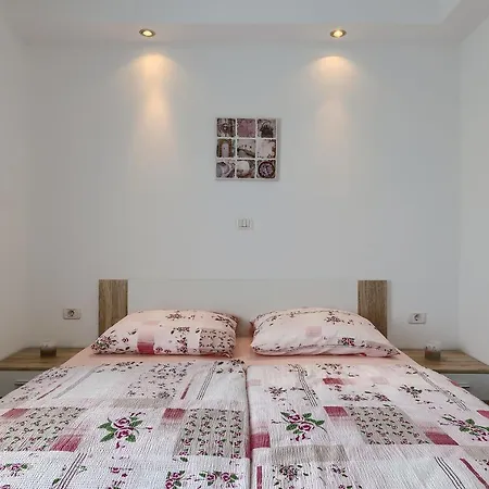 Appartement Mishel 1